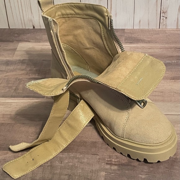 NEW in BOX Dolce Vita AVARI Dune Suede tan size 7 LEATHER combat Boots MSRP $160 - Picture 15 of 16